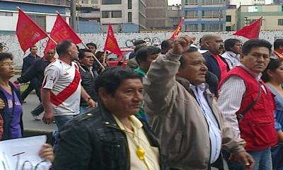 CGTP y Gremios estatales se movilizan por calles de Lima